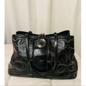Coach Black Patent Leather Handbag 🖤